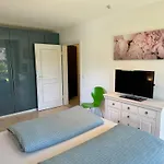 Appartement Gary Mit Zwei Terrassen Und Garten Garmisch-Partenkirchen