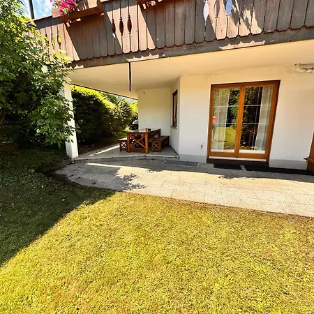 Gary Mit Zwei Terrassen Und Garten *