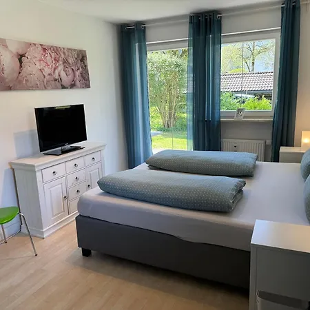 Gary Mit Zwei Terrassen Und Garten Гармиш-Партенкирхен