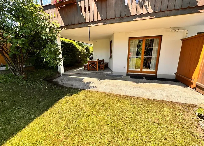Gary Mit Zwei Terrassen Und Garten *
